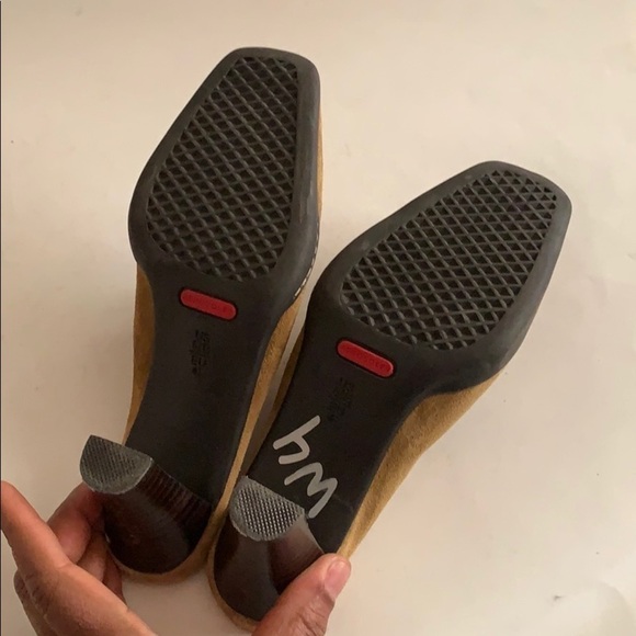 Aerosoles brown suede leather mules size 6.5B - Picture 7 of 8